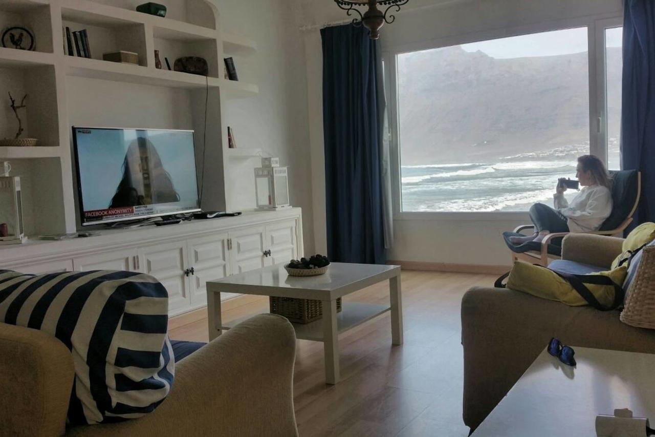 Villa Playa De Caleta De Famara Extérieur photo
