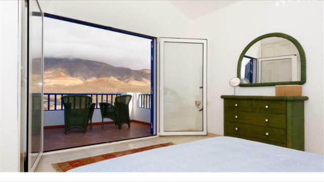 Villa Playa De Caleta De Famara Extérieur photo
